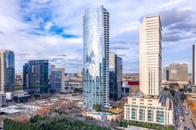 Museum Tower in Dallas, TX - Building Photo - Building Photo