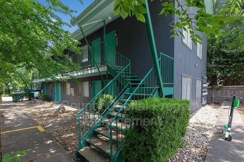 404 W 35th St in Austin, TX - Building Photo