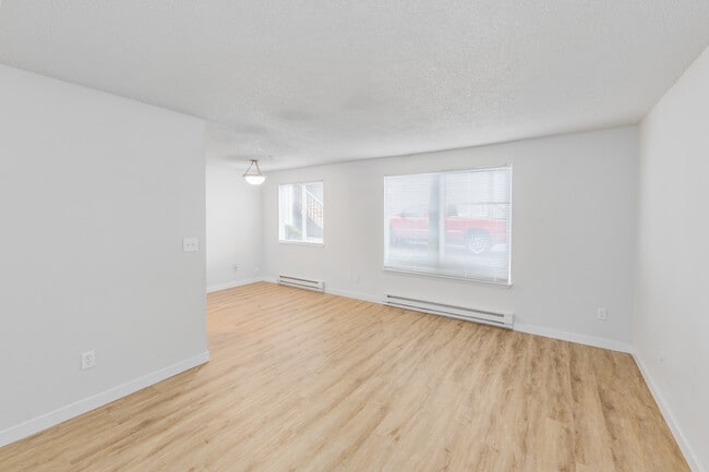 Meadowbrook Apartments