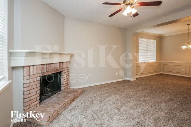 500 Blueberry Hill Ln in Mansfield, TX - Building Photo - Building Photo