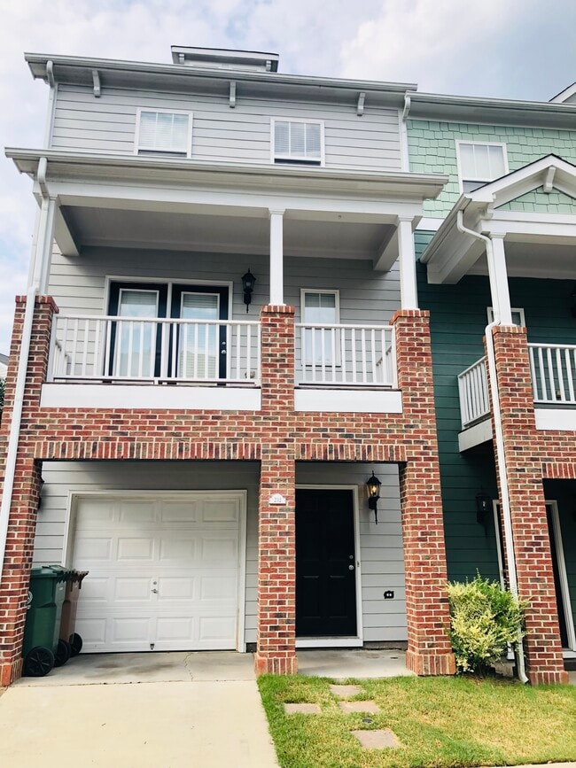 property at 232 Broadgait Brae Road