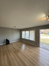 5304 Grove Ave in Ferguson, MO - Building Photo - Building Photo