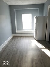 4913 E Michigan St in Indianapolis, IN - Building Photo - Building Photo