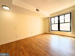 910 M St NW in Washington, DC - Building Photo - Building Photo