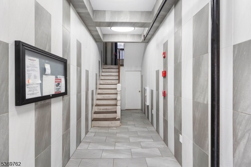 68 Garside St in Newark, NJ - Building Photo