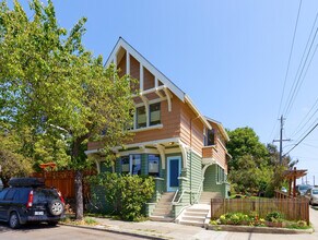 4102 Terrace St, Unit 4102 Terrace Street in Oakland, CA - Building Photo - Building Photo
