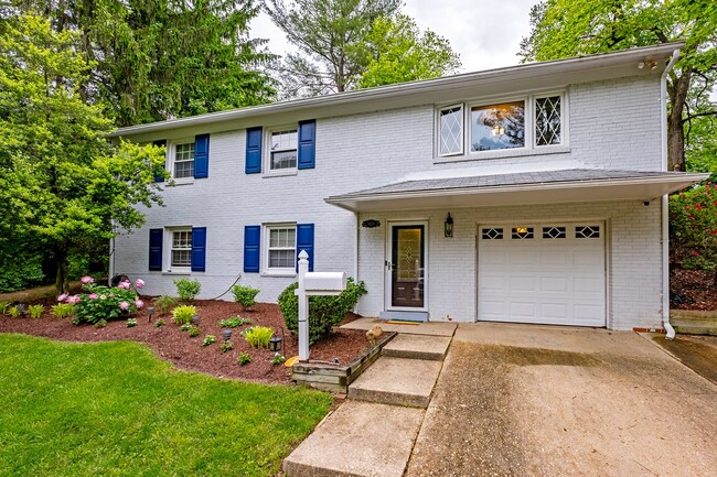 property at 4625 Willet Dr