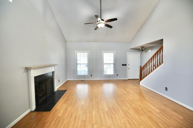 4400 Greensbury Dr in New Albany, OH - Building Photo - Building Photo