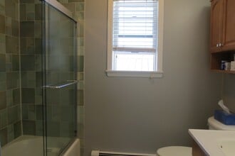 56 S Finley Ave in Bernards, NJ - Building Photo - Building Photo