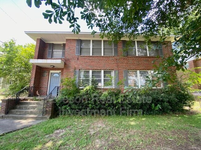 property at 2717 Fairfield Ave