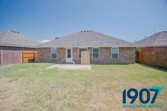 7925 Frye Ln in Oklahoma City, OK - Building Photo - Building Photo