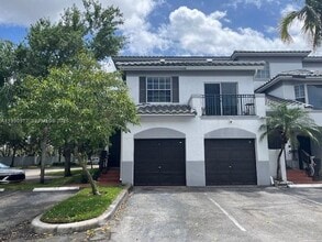 781 SW 148th Ave in Davie, FL - Foto de edificio - Building Photo