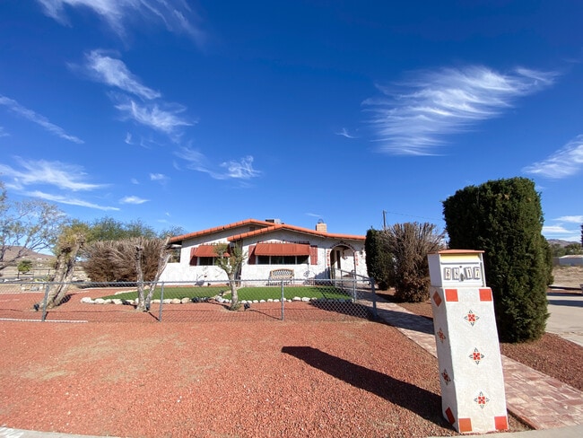 property at 6817 Warren Vista Ave