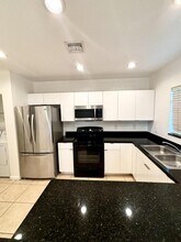 820 NW 2nd Ave in Fort Lauderdale, FL - Building Photo - Building Photo