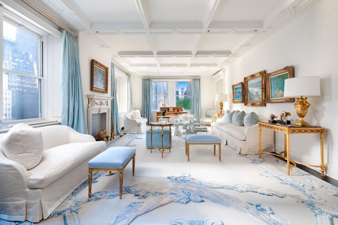 781 5th Ave in New York, NY - Building Photo