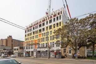 252 Parliament St in Toronto, ON - Building Photo