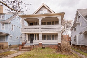 2671 Hampshire Rd in Cleveland Heights, OH - Building Photo - Building Photo