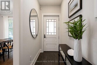 7 Edgedale Rd in Toronto, ON - Building Photo - Building Photo