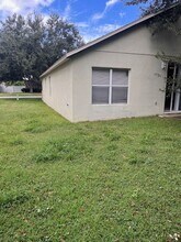 305 Citrus Landing Dr in Plant City, FL - Building Photo - Building Photo