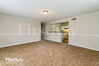 3078 Churchill St in Memphis, TN - Foto de edificio - Building Photo