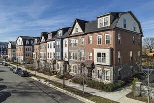 Carver Place in Arlington, VA - Foto de edificio - Building Photo