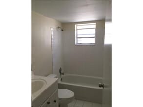 4273 NW 89th Ave in Coral Springs, FL - Building Photo - Building Photo