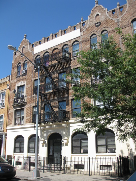 2317 Newkirk Ave in Brooklyn, NY - Building Photo