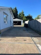 68 Bellhurst Rd in Tonawanda, NY - Building Photo - Building Photo