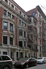 303 W 105th St in New York, NY - Building Photo - Building Photo