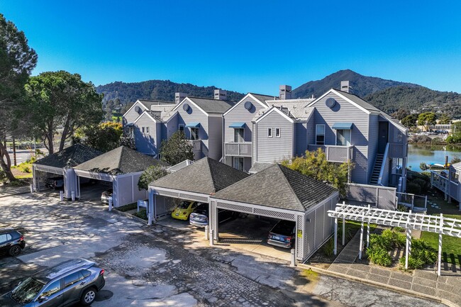 The Shores in Corte Madera, CA - Building Photo - Building Photo