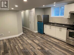 2779 Doyle Dr. in London, ON - Building Photo - Building Photo