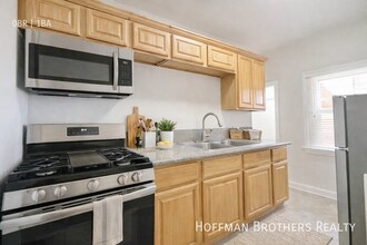 200 S Kenmore Ave, Unit 112 in Los Angeles, CA - Building Photo - Building Photo