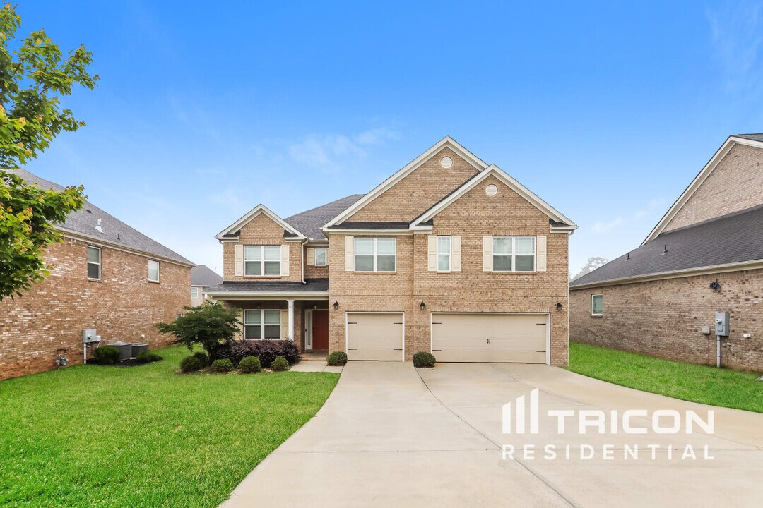 60 Somerset Hills in Fairburn, GA - Building Photo