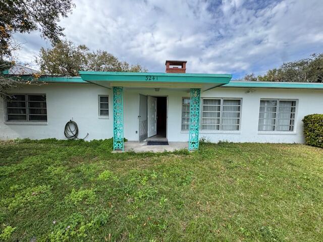 3241 N Indian River Dr in Fort Pierce, FL - Building Photo