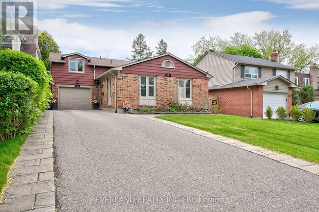 35 Ravengloss Dr in Markham, ON - Building Photo - Building Photo