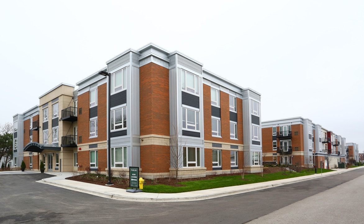Park 205 in Park Ridge, IL - Building Photo