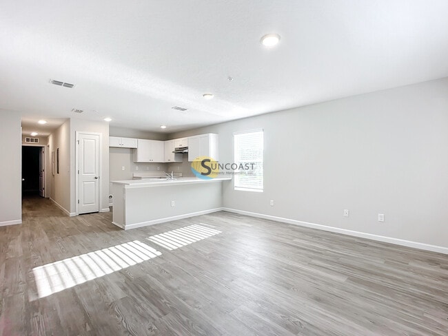 6451 Breezy Oaks Wy in Jacksonville, FL - Building Photo - Building Photo