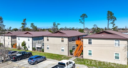 Redmond Apartments in Panama City, FL - Building Photo - Building Photo