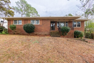 1004 Edisto Ave in Aiken, SC - Building Photo