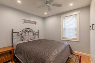 227 Hurley St, Unit 1 in Cambridge, MA - Building Photo - Building Photo