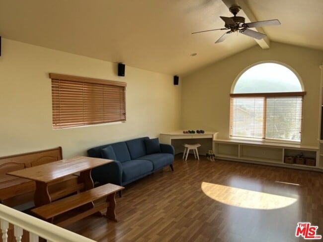 729 Kenmore Cir in Thousand Oaks, CA - Building Photo - Building Photo