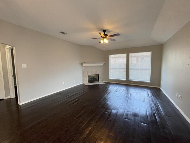 1507 Parrot Ct in Desoto, TX - Building Photo - Building Photo