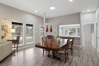 445 Rocky River Rd in West Lake Hills, TX - Building Photo - Building Photo