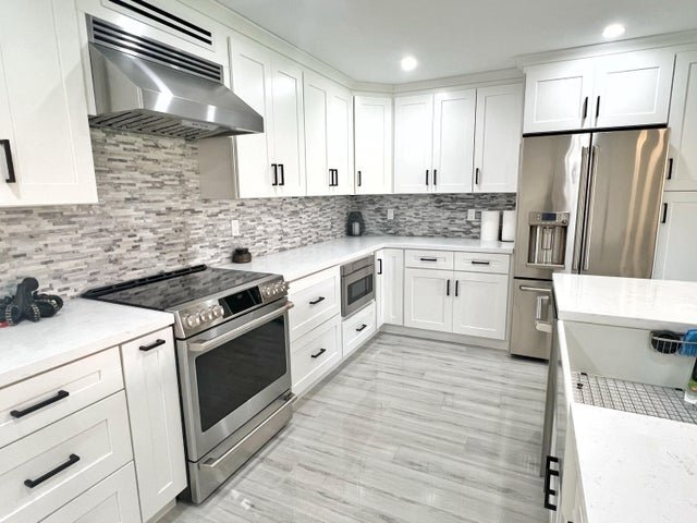 property at 218 Old Meadow Way