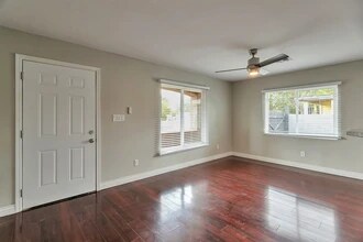 5206 S 11th Ave in Phoenix, AZ - Building Photo - Building Photo