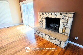 6756 S 2445 E in Cottonwood Heights, UT - Building Photo - Building Photo