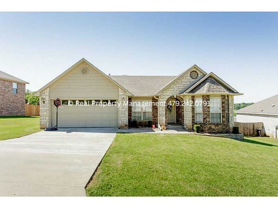 2231 Park Ave in Van Buren, AR - Building Photo