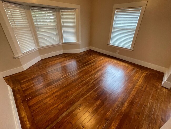 1041 Davis Ave NW in Grand Rapids, MI - Building Photo - Building Photo