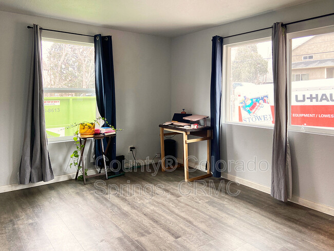 26 W Brookside St in Colorado Springs, CO - Building Photo - Building Photo