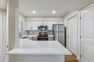 Calista in Scottsdale, AZ - Foto de edificio - Building Photo